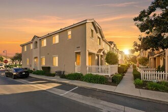 1446 Trouville Ln in Chula Vista, CA - Building Photo - Building Photo