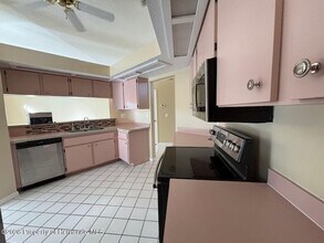 10422 Henderson St in Spring Hill, FL - Building Photo - Building Photo