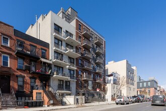 952 Bedford Ave in Brooklyn, NY - Building Photo - Building Photo