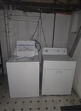 40X Random Rd in Baltimore, MD - Building Photo - Building Photo