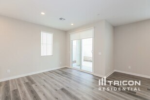 31573 Dwight Dr in Menifee, CA - Building Photo