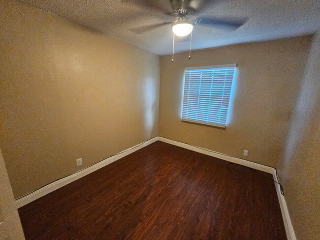 641 SW 83rd Ave in North Lauderdale, FL - Building Photo - Building Photo