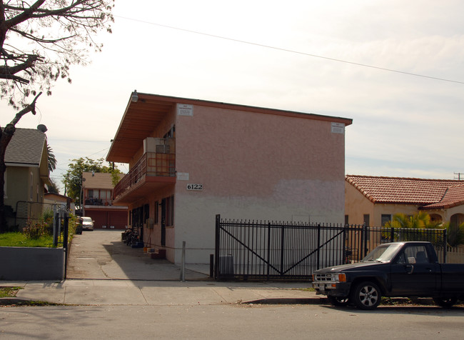 6122 Mesa Ave in Los Angeles, CA - Building Photo - Building Photo