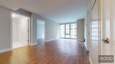 237 E 34th St in New York, NY - Building Photo - Building Photo