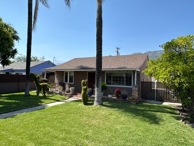 2433 Maynard Dr in Duarte, CA - Building Photo - Building Photo