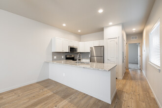 Cottages at Jetwing in Colorado Springs, CO - Building Photo - Interior Photo