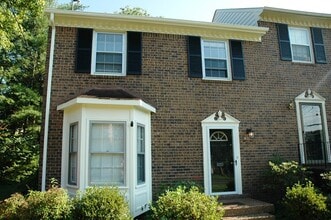 1010 Hammack Ct in Nashville, TN - Building Photo - Building Photo