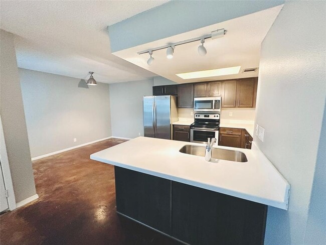 property at 3424 Willowrun Dr