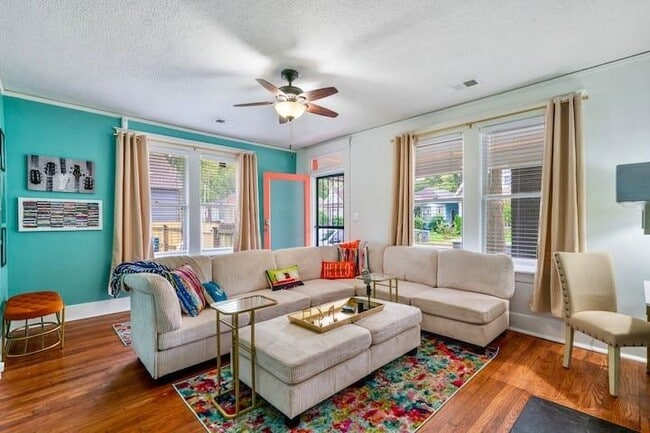 property at 2036 Linden Ave