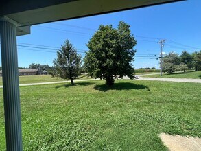 488 Hugh Hunter Rd in Oak Grove, KY - Building Photo - Building Photo