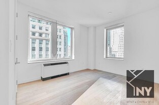20 Wall St in New York, NY - Building Photo