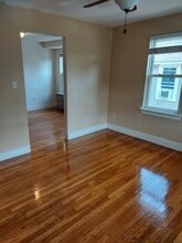 4 Gordon St, Unit 3 in Quincy, MA - Foto de edificio - Building Photo