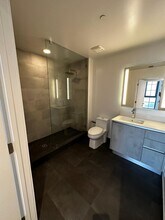 139 NW 28th St, Unit A2 in Miami, FL - Building Photo - Building Photo