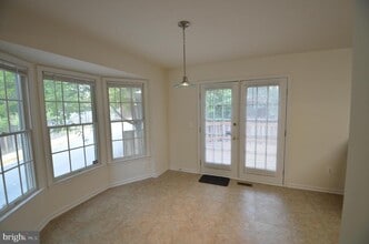 6515 Hubbardton Way in Springfield, VA - Building Photo - Building Photo