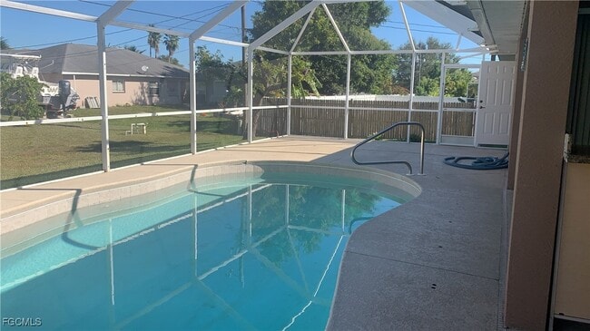 1205 SW 14th Terrace in Cape Coral, FL - Building Photo - Building Photo