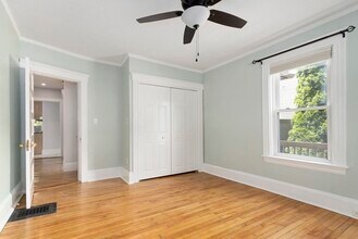 725 Watertown St in Newton, MA - Building Photo - Building Photo