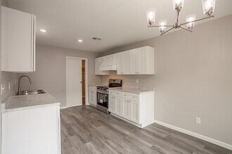 972 Park Meadow Dr in Beaumont, TX - Building Photo - Building Photo