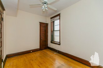 3637 N Paulina St, Unit 1 in Chicago, IL - Building Photo - Building Photo