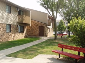 Maplewood Meadows II Apartments