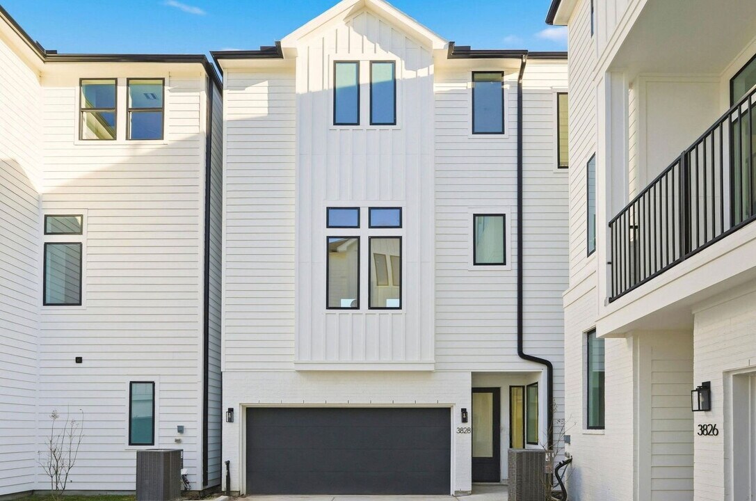 3828 Wilmer St in Houston, TX - Building Photo