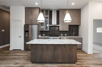 4404 Camp Bowie Blvd in Fort Worth, TX - Building Photo - Building Photo