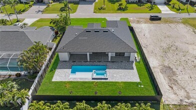 436 NW 38th Ave in Cape Coral, FL - Building Photo - Building Photo