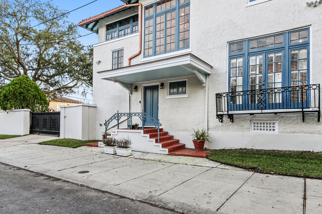 3333 Napoleon Ave in New Orleans, LA - Building Photo - Building Photo