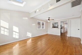 76 Vermont St in Long Beach, NY - Building Photo - Building Photo