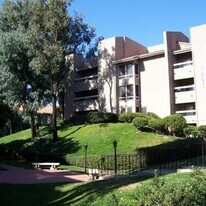 10225 Caminito Cuervo in San Diego, CA - Building Photo