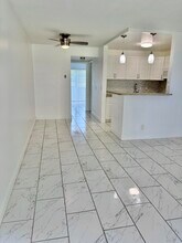 76 Cambridge I in West Palm Beach, FL - Building Photo - Building Photo