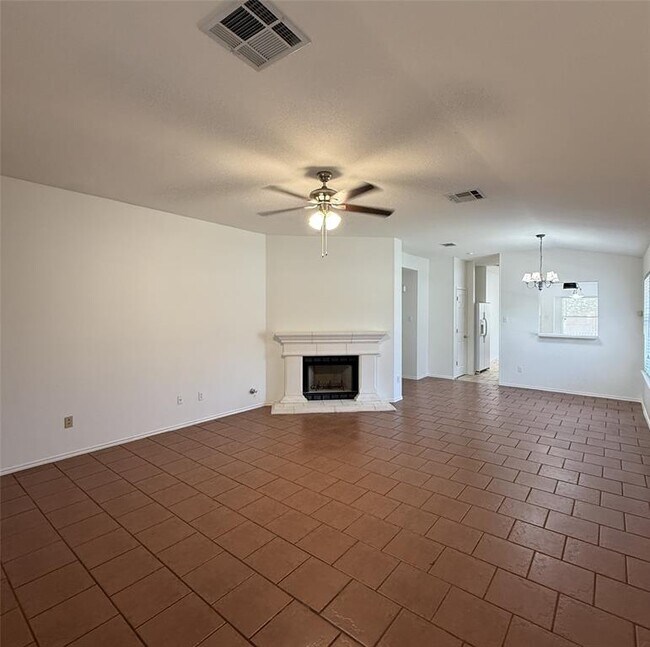 700 House Creek Dr in Leander, TX - Building Photo - Building Photo