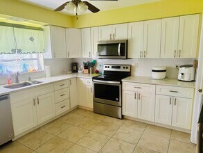 4964 Eaglewood Rd in Boynton Beach, FL - Building Photo - Building Photo
