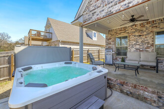 262 N Solitude Bend in Fayetteville, AR - Building Photo - Building Photo
