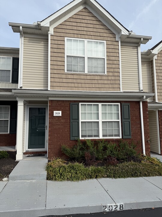 2028 Shaylin Loop in Antioch, TN - Building Photo