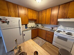 712 Roanoke St E in Blacksburg, VA - Building Photo - Building Photo