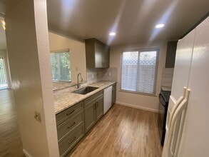 4049 San Francisco Terrace in Fremont, CA - Building Photo - Building Photo