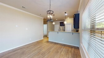 124 Richards St, Unit 6107 in College Station, TX - Building Photo - Building Photo