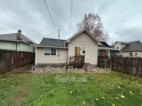 1520 Lawn Ave in Middletown, OH - Building Photo - Building Photo