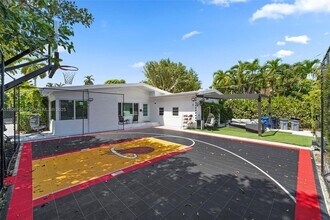 3758 Prairie Ave in Miami Beach, FL - Building Photo - Building Photo