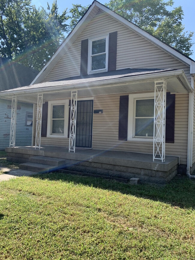 942 N Concord St in Indianapolis, IN - Building Photo - Building Photo