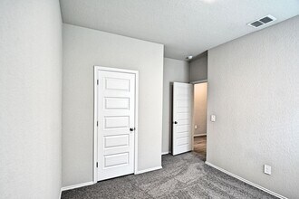 527 Moscato Rd in Canyon Lake, TX - Building Photo - Building Photo