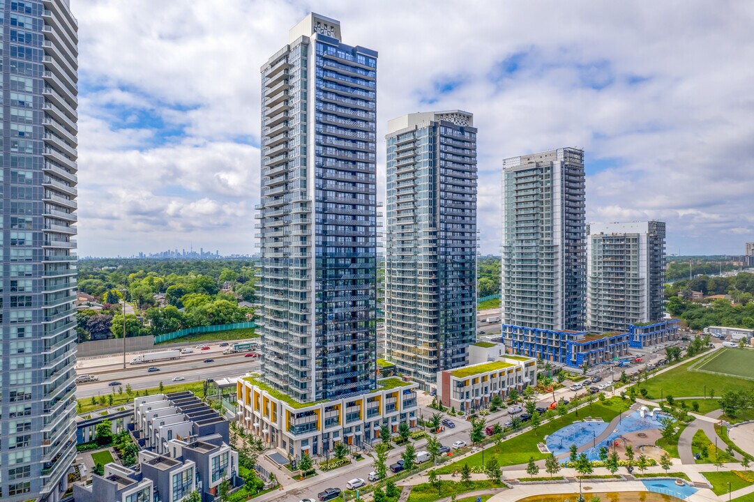 Seasons in Toronto, ON - Building Photo