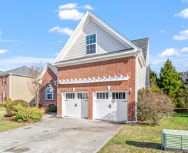 4 Hidden Ridge Ct in Durham, NC - Building Photo - Building Photo