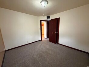 1671 Enlow Ave in Evansville, IN - Building Photo - Building Photo
