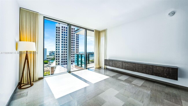 property at 68 SE 6th St