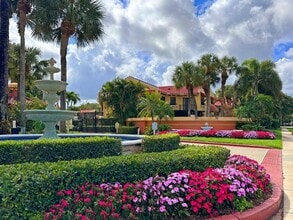 200 Uno Lago Dr, Unit 201 in Juno Beach, FL - Building Photo - Building Photo