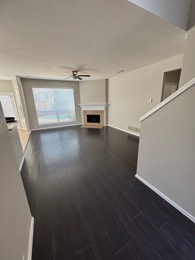 property at 2756 Thorncreek Ln