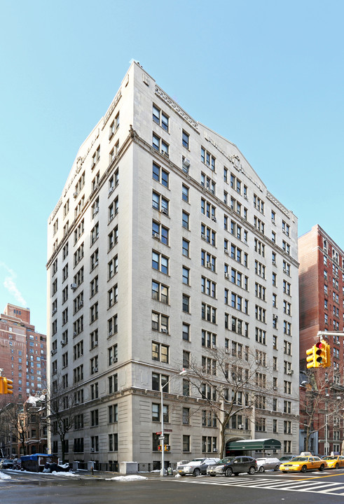 Umbria Apartments in New York, NY - Foto de edificio