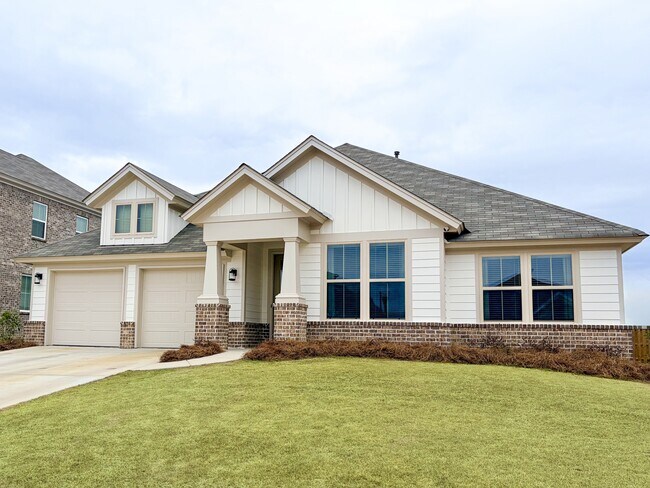 9508 Dakota Dr in Pike Road, AL - Building Photo - Building Photo