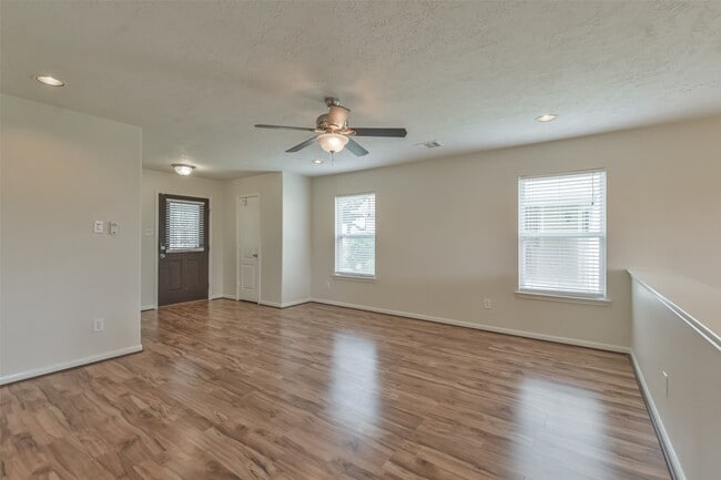 7934 Blue Wahoo Ln